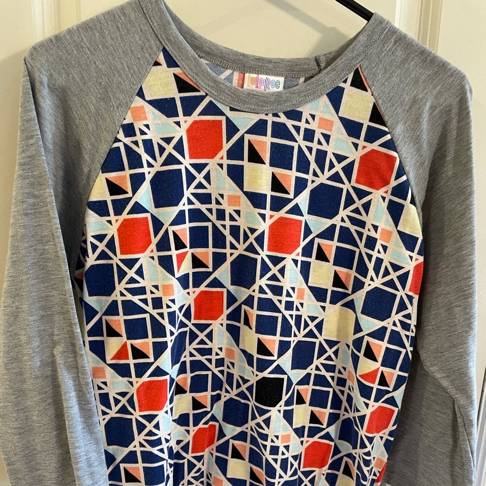 LulaRoe Randy Shirt